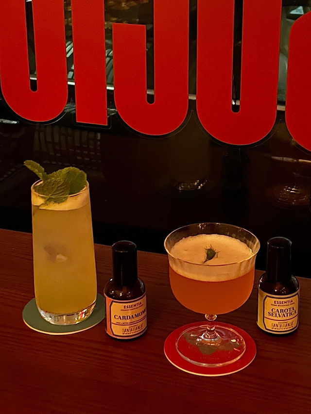 🍸中環驚喜盲盒酒吧SOCIO！用調酒喝遍世界風味太酷啦～