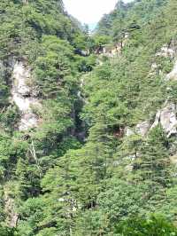 雲霧繚繞仙境堯山