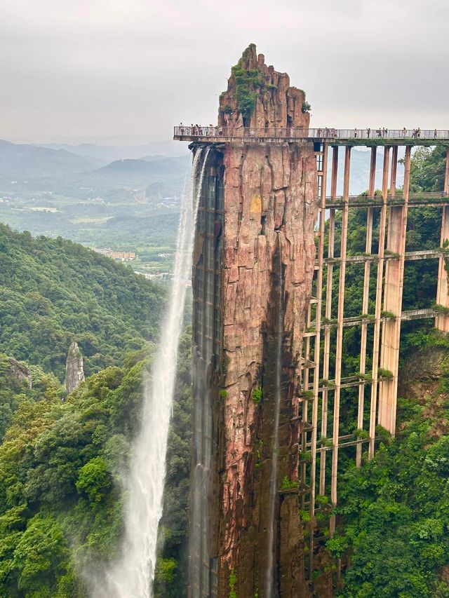 韶關雲門山｜雲端漫步觀飛瀑 梵音繚繞淨心靈