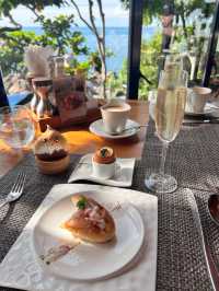 Luxurious and Spacious Hotel Delight