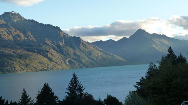 皇后鎮 | 美景滿分,舒適體驗昆斯敦美居度假酒店 酒店資訊 昆斯敦美居度假酒店傲居絕佳地理 皇后鎮 | 美景滿分,舒適體驗昆斯敦美居度假酒店 酒店資訊 昆斯敦美居度假酒店傲居絕佳地理