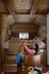 在禾木小住，遇到了夢想中的小木屋