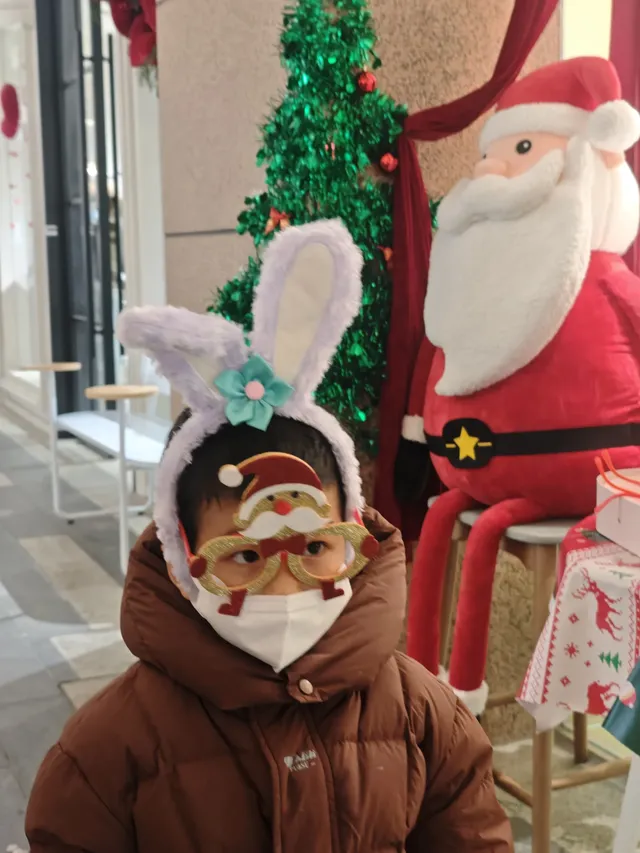 西安聖誕,海德小鎮和老城根都值得帶小朋友去~ 西安聖誕,海德小鎮和老城根都值得帶小朋友去~