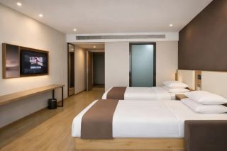 Near Xuzhou Airport, I found my "peaceful little nest"