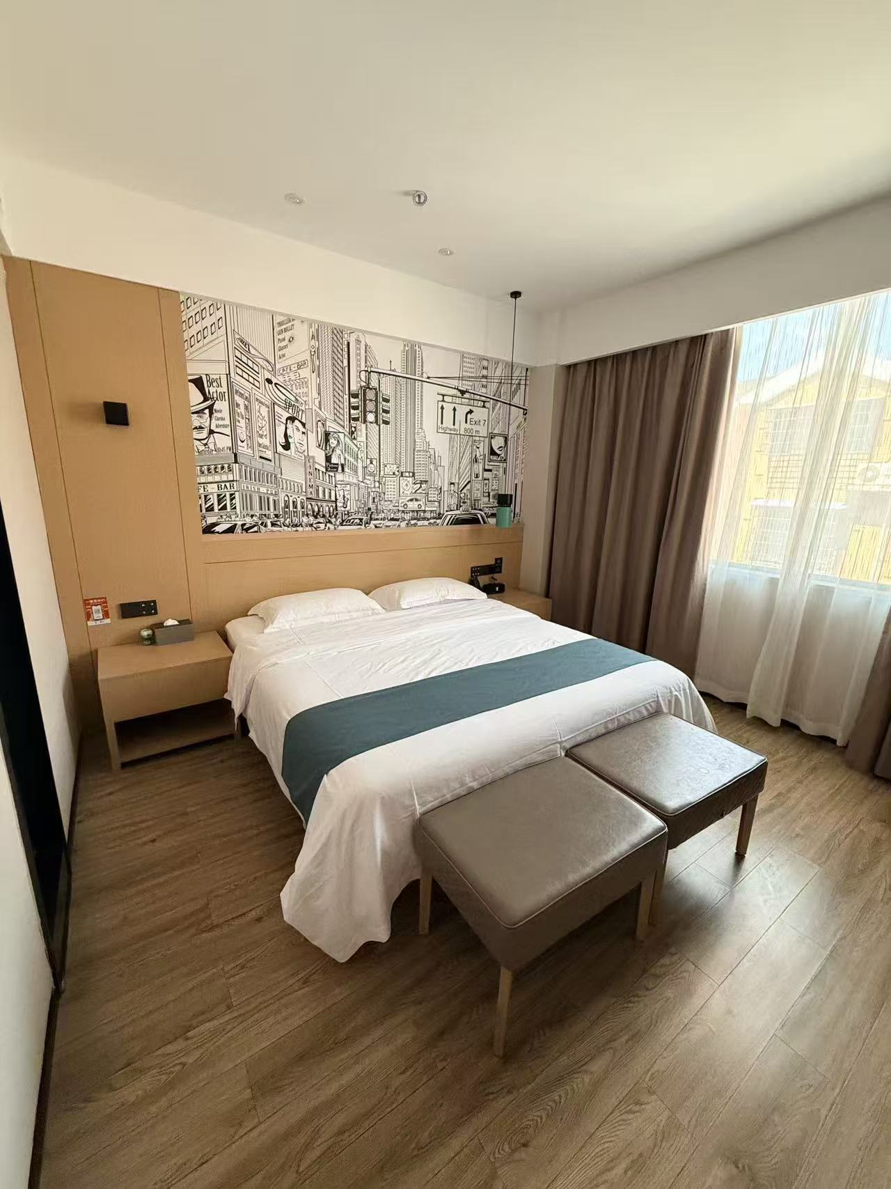 Next to Runji Building Materials City, No. 63 Qianyang West Road, Qianjiang City