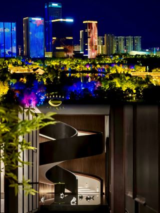 The ultimate short getaway in the Yangtze River Delta! Unlock lake views right from your balcony