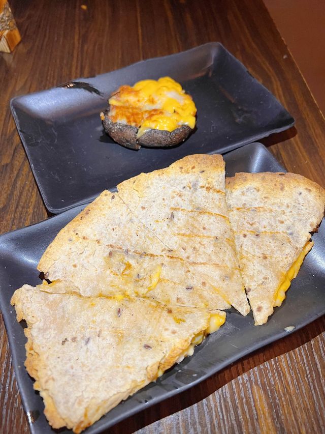鑊仔麻辣雞✖️串燒✖️海鮮 鑊仔麻辣雞✖️串燒✖️海鮮