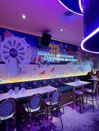 Neon-pink poolside bar-themed restaurant! 🦩💕