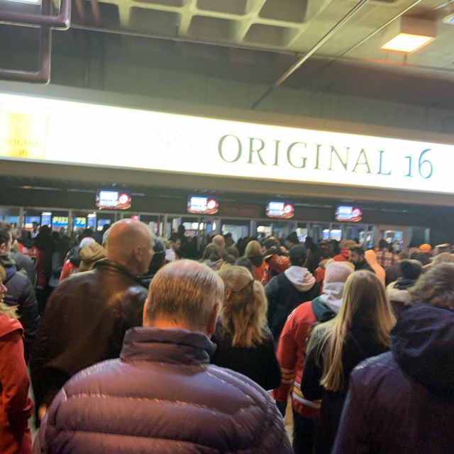 Spent a night at Scotia Saddledome for watching ice hockey