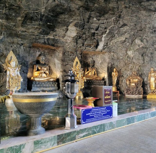 วัดเขาทำเทียม พระพุทธรูปแกะสลัก ใหญ่ที่สุดในโลก