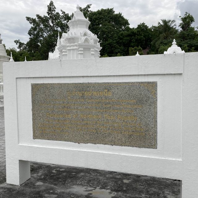 ‘วัดสวนดอก’ วัดดังเชียงใหม่รวมกู่เจ้านายฝ่ายเหนือ