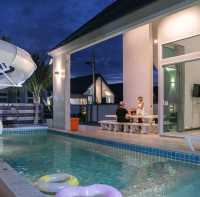 พาครอบครัวและชวนเพื่อนไปเที่ยวบ้านสวยที่ชะอำ