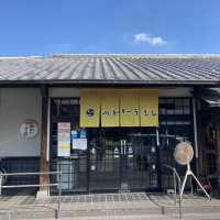 高松空港すぐそば！　芸能人も多数訪れるうどん屋さん。