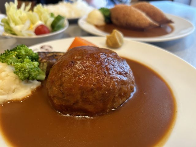 【福岡】老舗喫茶店の「ミンチカツレツ」