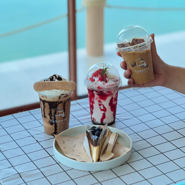 Takanta Cafe' & Restaurant - ตระการตา