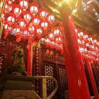 黃大仙廟:中秋節燈飾