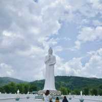ไหว้พระขอพร...วัดป่าห้วยลาด  ภูเรือ จ.เลย