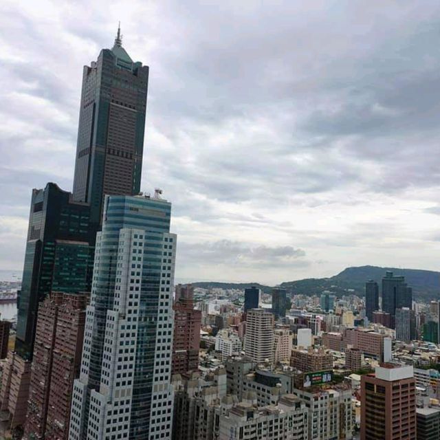 高雄苓雅-85大樓（地標商圈）