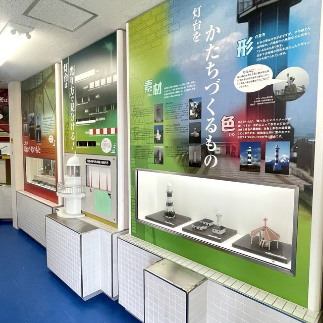 殘波岬燈塔-登99級樓梯，欣賞壯觀斷崖美景