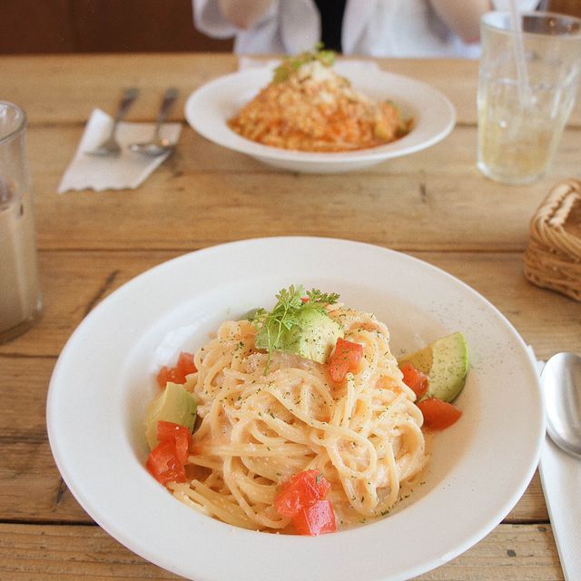 【下北沢】開店前から行列のお店。ランチセットが¥1000✨🍴