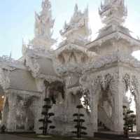 清萊🌄白廟（白龍寺）Wat Rong khun