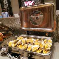 嘩！原來荃灣有間咁有水準嘅自助餐<Cafe Circle滋味蟹饌自助餐 >
