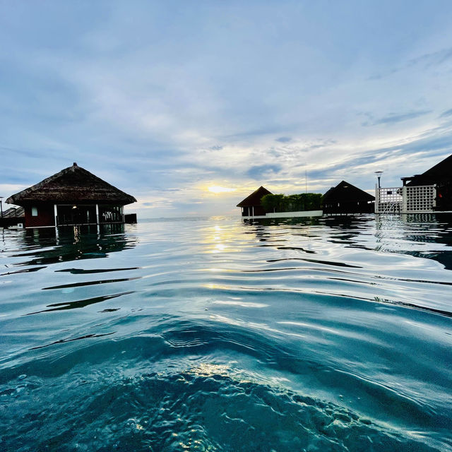 OVERWATER VILLA AT AVANI SEPANG GOLDCOAST RES