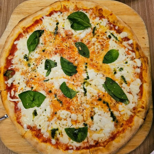 Elements 圓方 | Cafe Deco Pizzeria