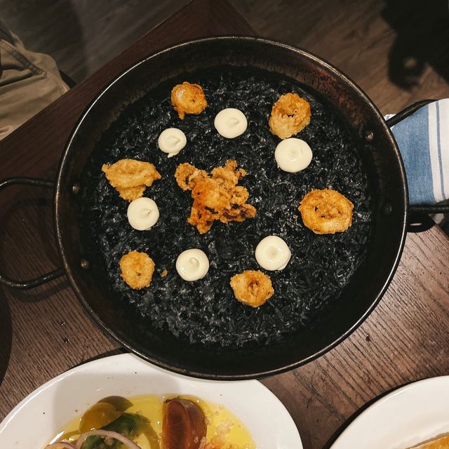 銅鑼灣西班牙菜Tasting Menu🍽️大愛藍白色外牆復古氛圍🔵⚪ 銅鑼灣西班牙菜Tasting Menu🍽️大愛藍白色外牆復古氛圍🔵⚪