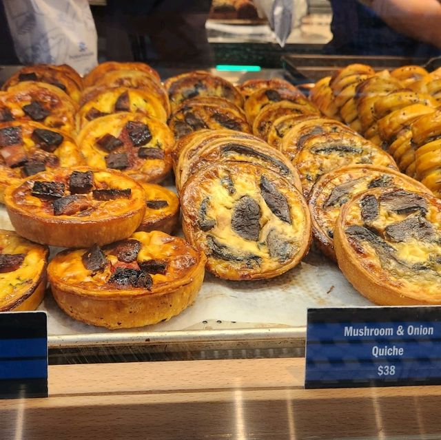 Bakehouse ~ 最愛Egg tart & Doughnut 🍩