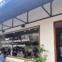 ร้านไอติมใหม่ถนนนางงาม