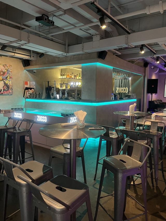 型格調酒吧餐廳🎸chill住享受高質美食🤪