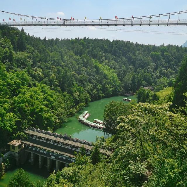 🌋🕳️ 崆峒巖風景區～神秘的溶洞🏞️🌪️