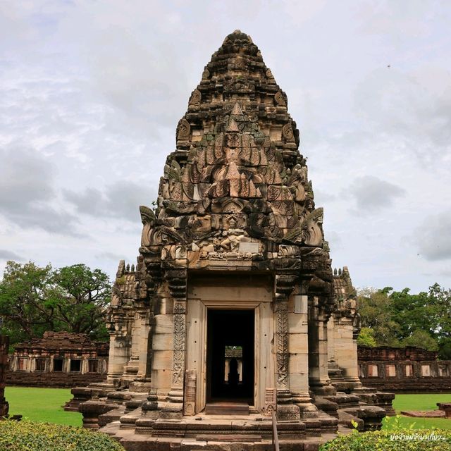 เที่ยวพิมาย ชมปราสาทหินที่ใหญ่ที่สุดในประเทศไทย