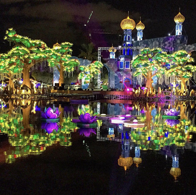 What a glowing night in Dubai🥰