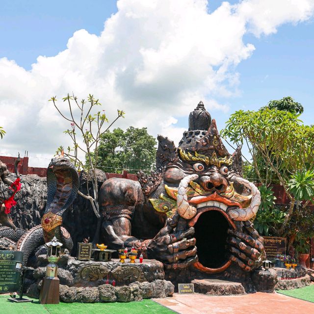 คุ้มคำชะโนด ดินแดนพญานาคและพญายักษ์ อุดรธานี