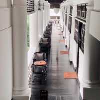 Colonial styled Raffles Hotel 