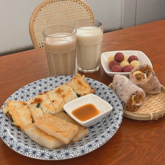 台北板橋區人氣早餐店 ☀️ 早喚 Morning Call
