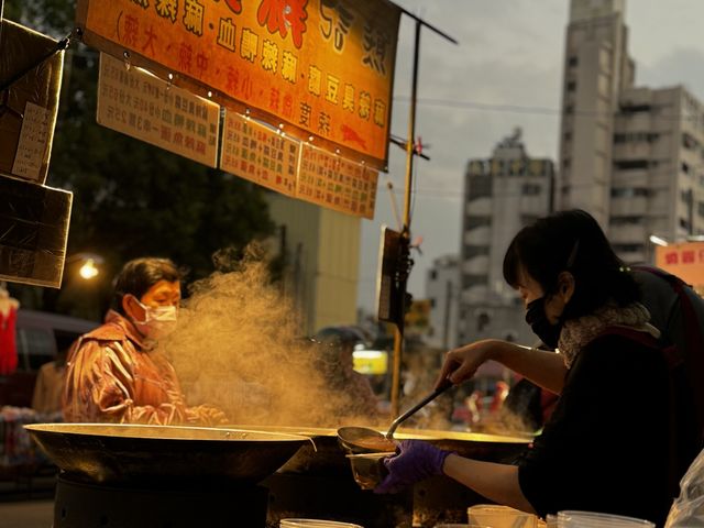 Visit Xinhua old street at Tainan