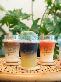trat my home cafe 🍦🍰🏠
