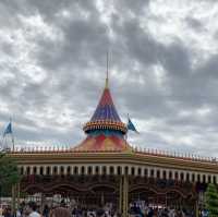 Tokyo Disneyland ในวันฝนตก 🎡☔️