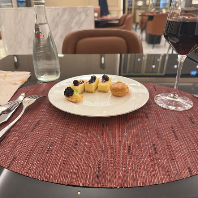 バーレーン空港のラウンジ　「The Pearl」を利用‼️