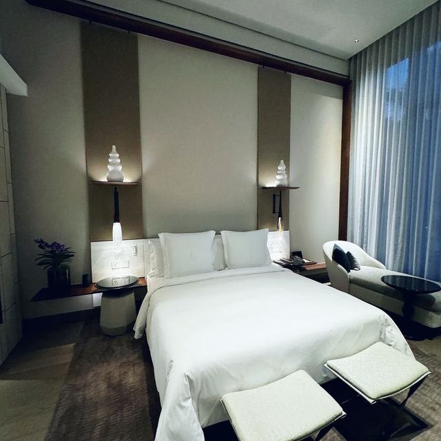 A luxurious and elegant Four Season Bangkok 