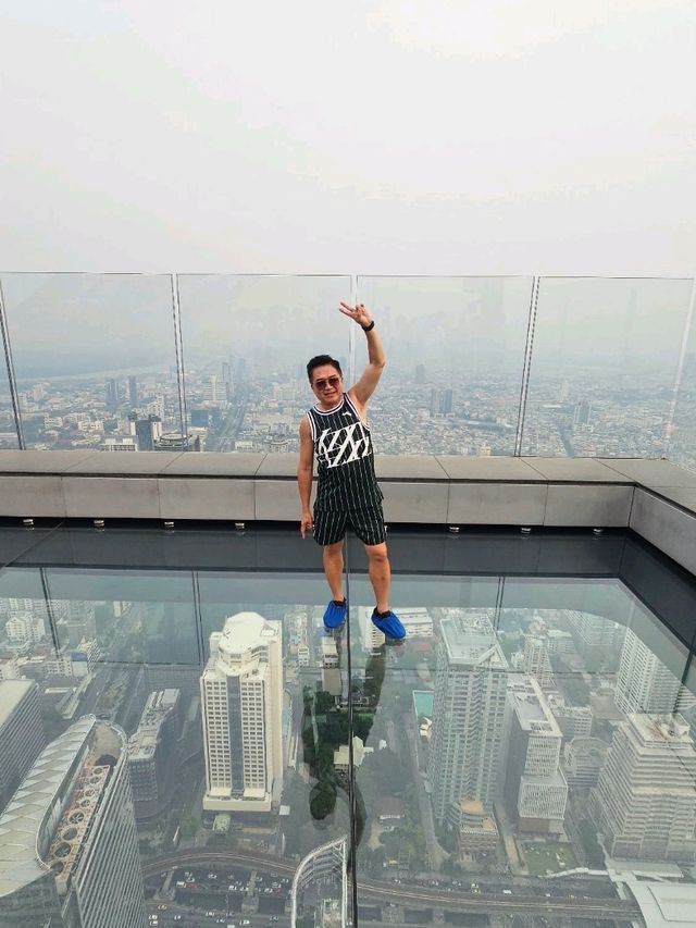 Awe-inspiring Mahanakhon SkyWalk,