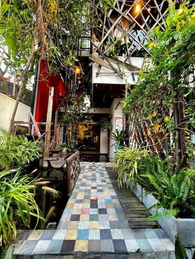 Cục Gạch Quán Restaurant