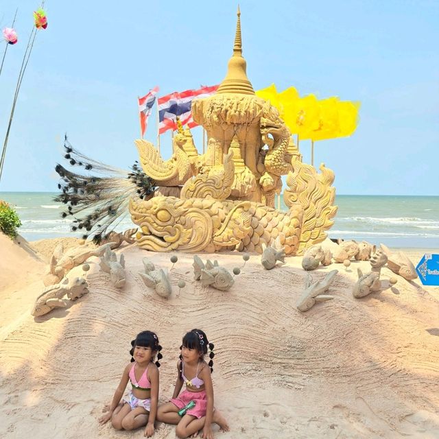 ก่อกองทราย วันไหลบางแสน 2567
