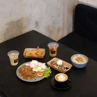 DKONKRIT | COFFEE & EATERY 