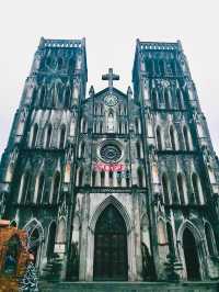 A journey through centuries-old architecture 🇻🇳