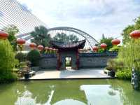 マレーシア　プトラジャヤ観光　中国マレーシア友好庭園が素晴らしいぞ！