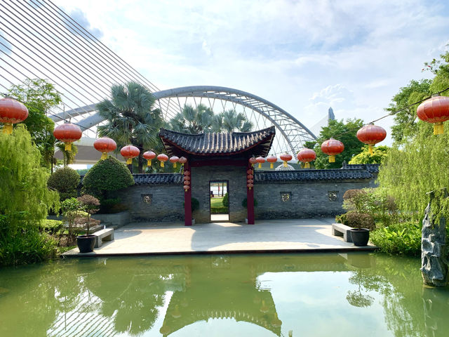 マレーシア　プトラジャヤ観光　中国マレーシア友好庭園が素晴らしいぞ！
